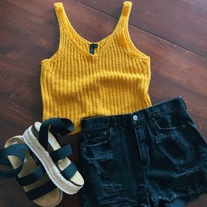 MOON AND MADISON CROCHET TANK